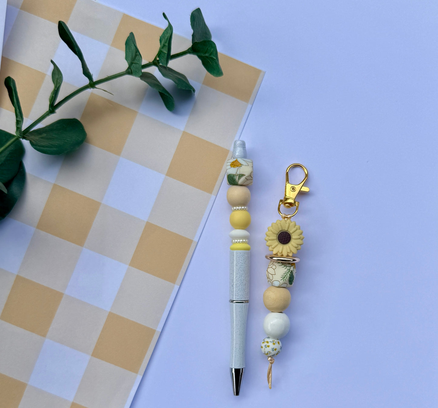 Handmade Keychain & Matching Pen Set – Gift Bundle