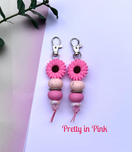 Daisy Keychain – Cute Flower Keyring in Multiple Colours